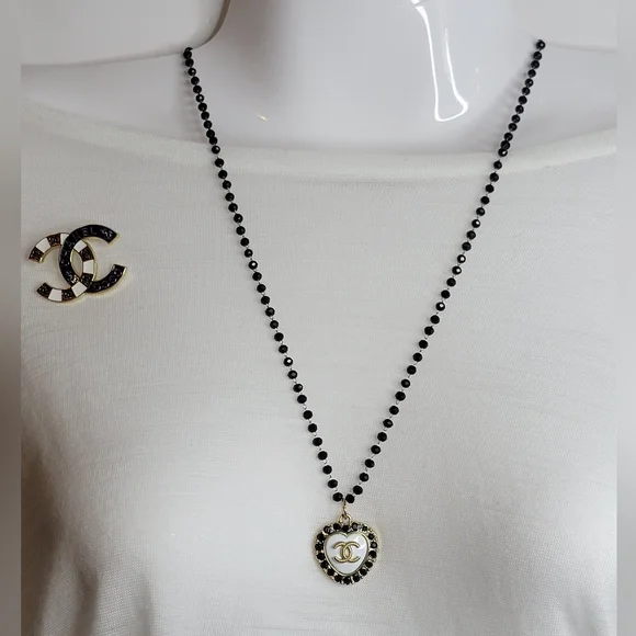 Black Faceted Glass Beaded Necklace, CC Heart Zipper Pull - Picture 4 of 5